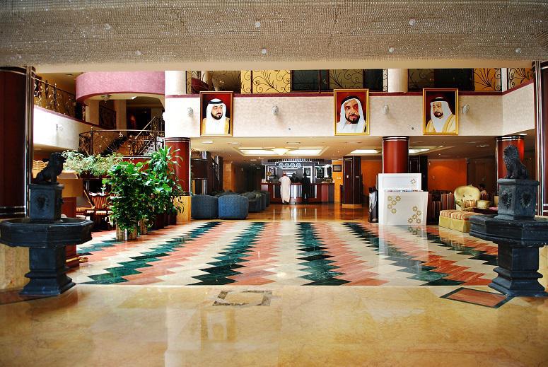 שארג'ה Al Bustan Hotel מראה חיצוני תמונה