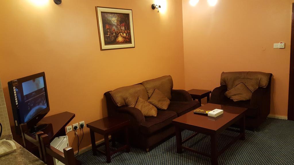 שארג'ה Al Bustan Hotel מראה חיצוני תמונה
