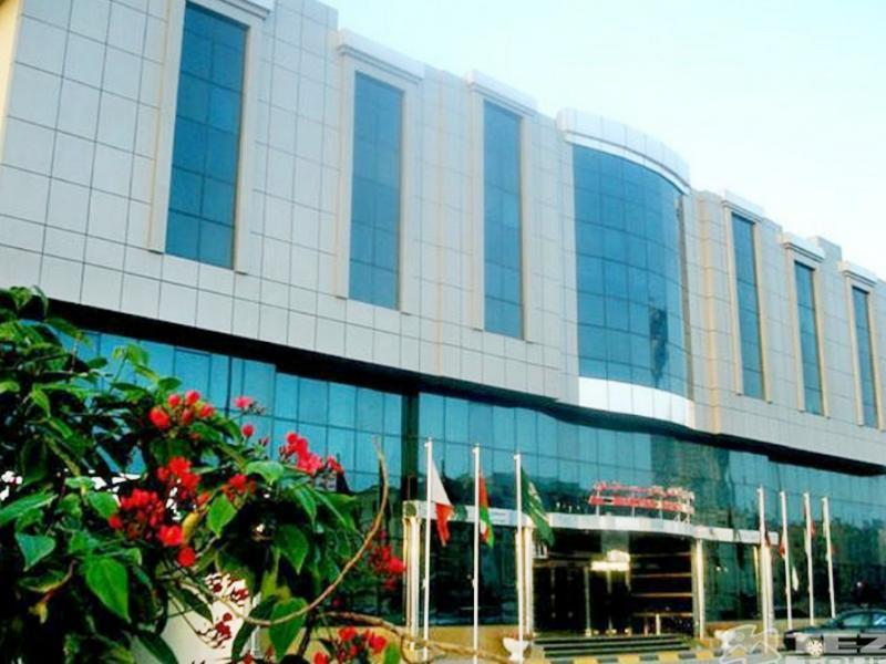 שארג'ה Al Bustan Hotel מראה חיצוני תמונה