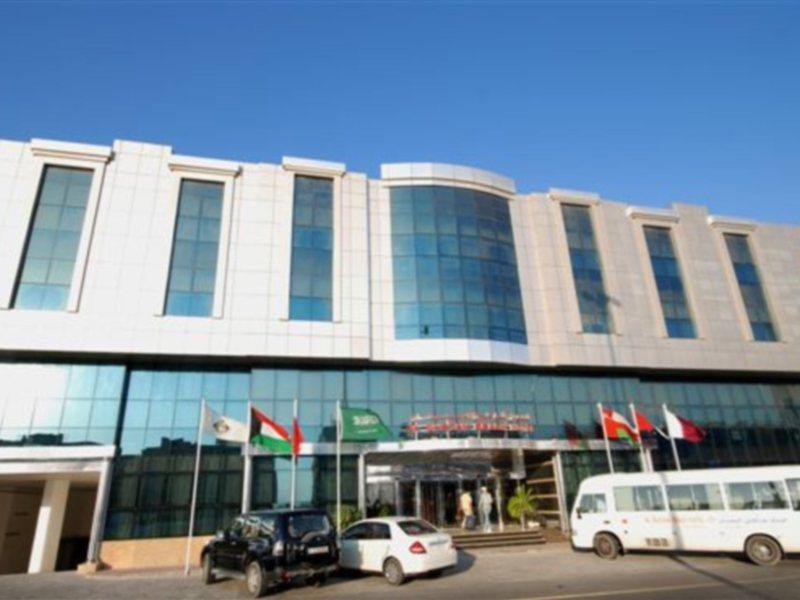 שארג'ה Al Bustan Hotel מראה חיצוני תמונה